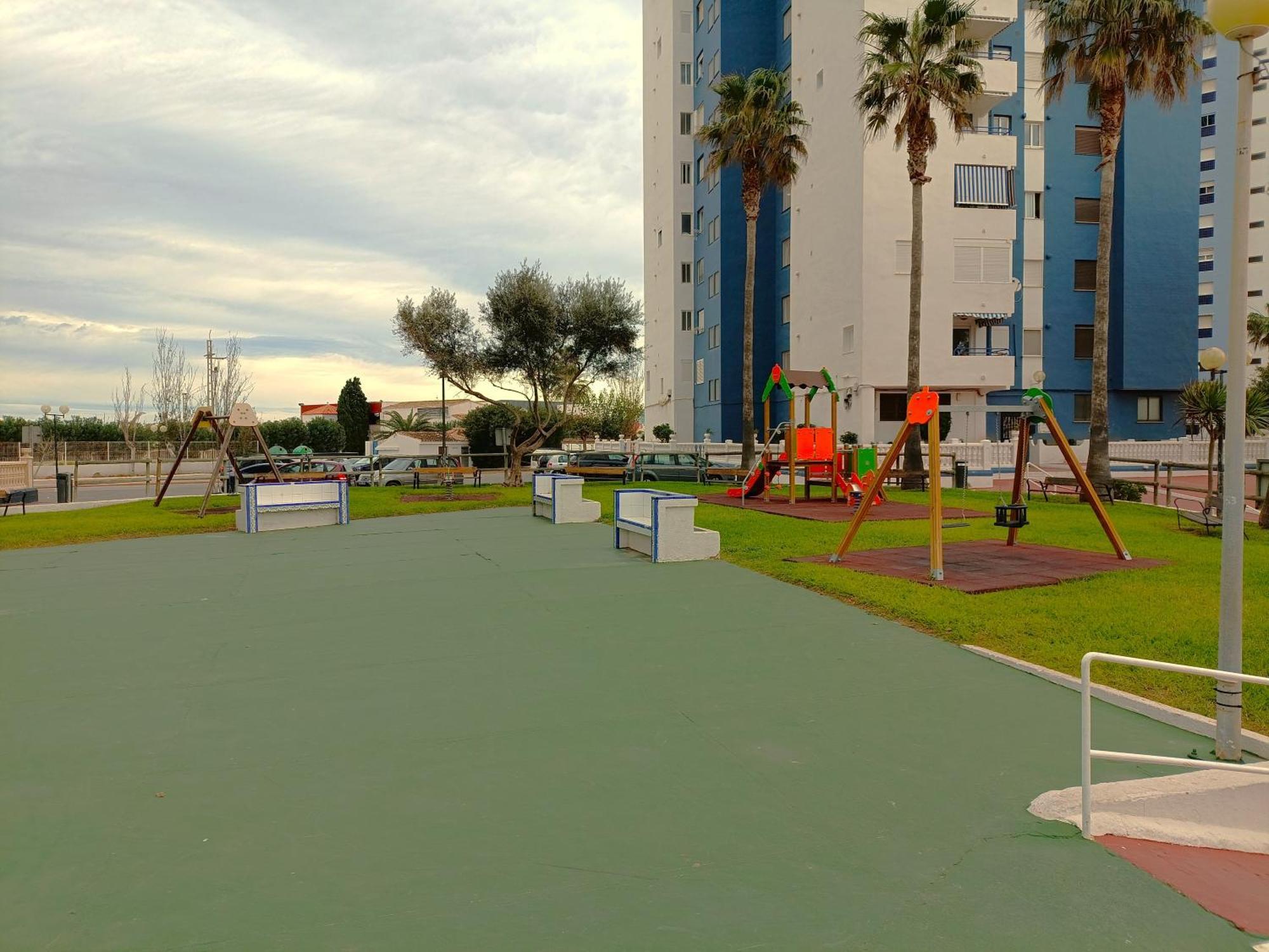 Play-Puig Beach Flat Apartment Екстериор снимка